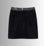Black mini suede skirt - Close-up