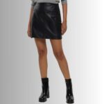 Front view of mini black leather skirt"